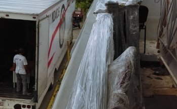 El Rancho Mayoreo y Veterinaria.