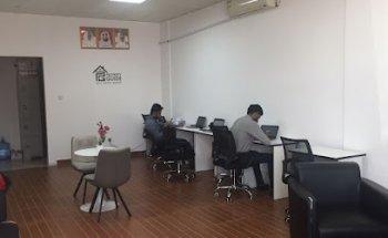 Property Guide Real Estate Broker