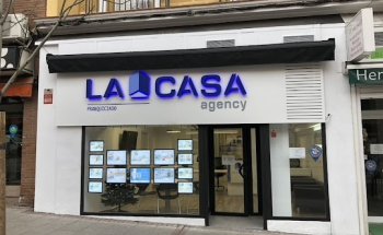 LA CASA agency URGEL