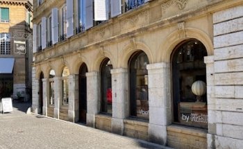 BARNES | Neuchâtel : Agence immobilière