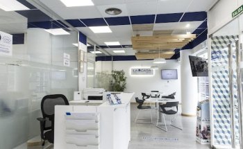 Agencia Inmobiliaria La Casa Agency Madrid - Oporto