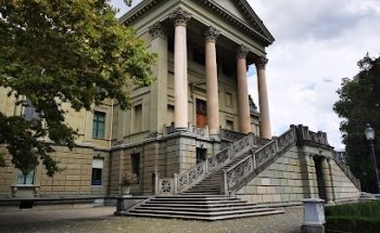 Informations-und Pressestelle