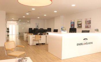 Engel & Völkers Real Estate Inmobiliaria Puerto Alcudia, Mallorca