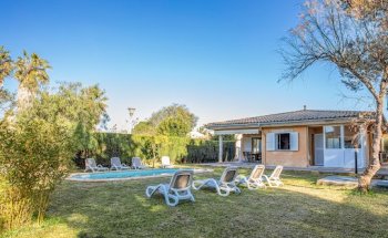 Charming House Booking S.L