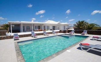 Inmobiliarias Lanzarote Agents , Real Estate in Playa Blanca