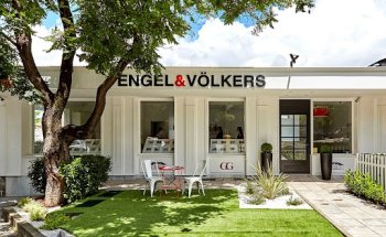 Engel & Völkers Mirasierra