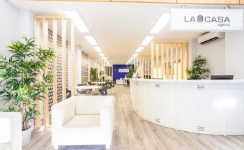 Agencia Inmobiliaria en Sagrada Familia | La Casa Agency