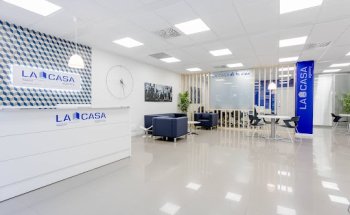 La Casa Agency | Punto Badal-BCN, S.L.