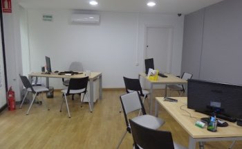 Tecnocasa agencia inmobiliaria