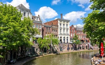 JB Retail - bedrijfsmakelaar Utrecht (verhuur en beleggingen)