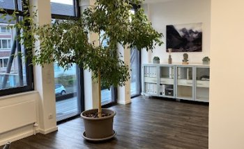 Worm Immobilien GmbH