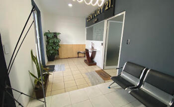 Century 21 CyH