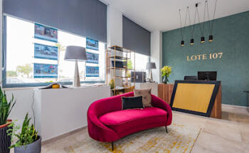 LOTE 107 - Imobiliária