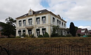 Hunink en Holtrigter Woning en Bedrijfs Makelaars B.V.