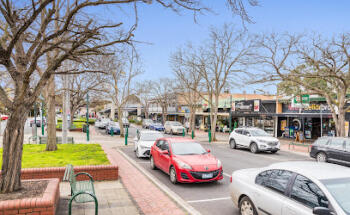 Barry Plant Highton