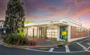 Ray White Pukekohe