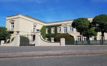 AR Immobilien GmbH & Co. KG