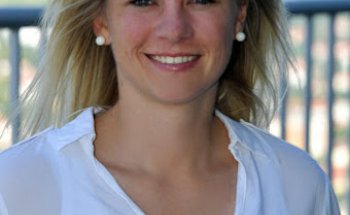 Deutsche Bank Immobilien Laura Brosius, selbstständige Immobilienberaterin