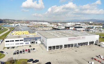 cyra Immobilien GmbH