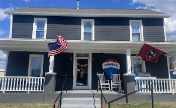 Hope Cudd at Re/MAX First
