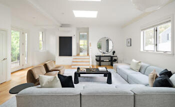 Elizabeth Bain- Commonwealth Standard Realty Co.