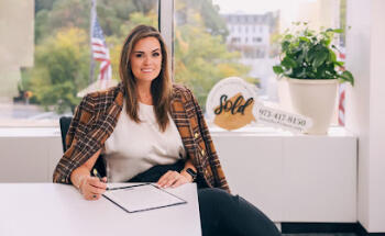 Jennifer Pickett Group, REALTOR | Compass Real Estate