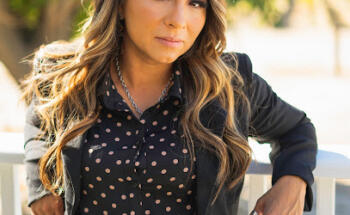 Realtor Elizabeth Gutierrez