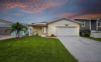 Mindy Artze Realtor Coastal Properties Group and Forbes Global Properties