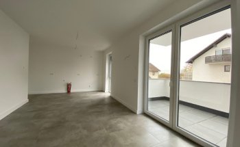 APLUS BAU & IMMOBILIEN KG