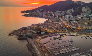 MAX IMMOBILIER Agence immobilière à Ajaccio