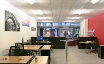 La Poya Immobilien GmbH