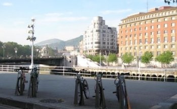 Inmobiliaria Auzoan Bizi