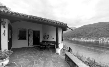 Stark Fiduciaria Immobiliare GmbH