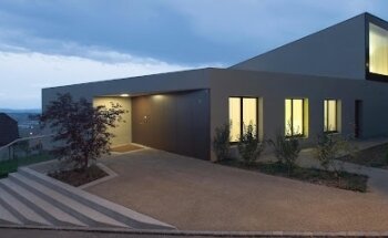 REMAX Immobilien Lachen