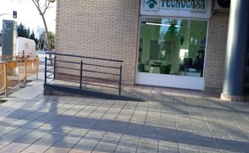 Tecnocasa agencia inmobiliaria