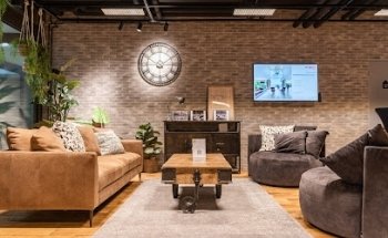 Naef Prestige | Knight Frank