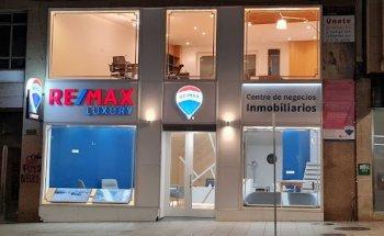 INMOBILIARIA RE/MAX LUXURY