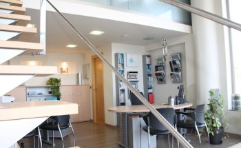 Inmobiliaria Quasablanqua......... Joaquín y Asun tus amigos y Agentes Inmobiliarios