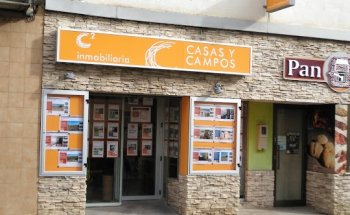 CASAS Y CAMPOS