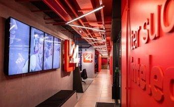 V4 Company | España