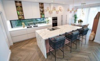 Raya Estudio Fotografia y Diseño