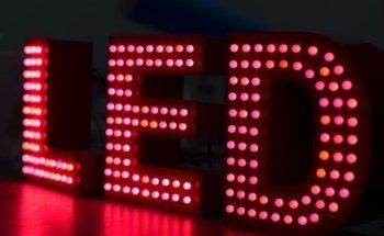 Qiyi publicidad y decoración S.L