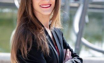 Laura Centeno Social Media