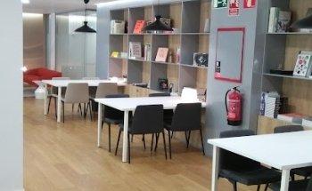 Veloria Online Solutions S.L.