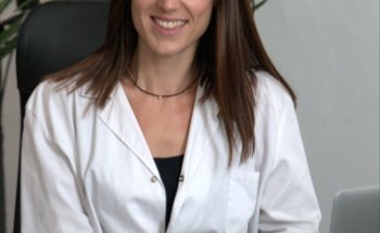 Dra. Cristina Barnadas Solé, Dietista Nutricionista