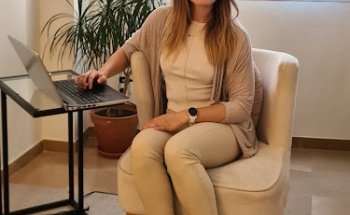 Anna Pujol. Dietista-Nutricionista & Coach Nutricional