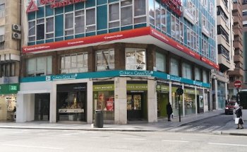 Clinica Gran Vía 15 Nutricionista - Médico Obesidad y Nutrición.