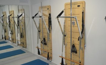 Centro La Rotxapea.Fisioterapia, Nutrición, Medicina Estética, Pilates