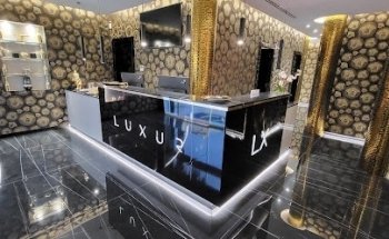 LUXUR Clinic
