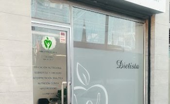 Anne Etxebeste/ Dietista